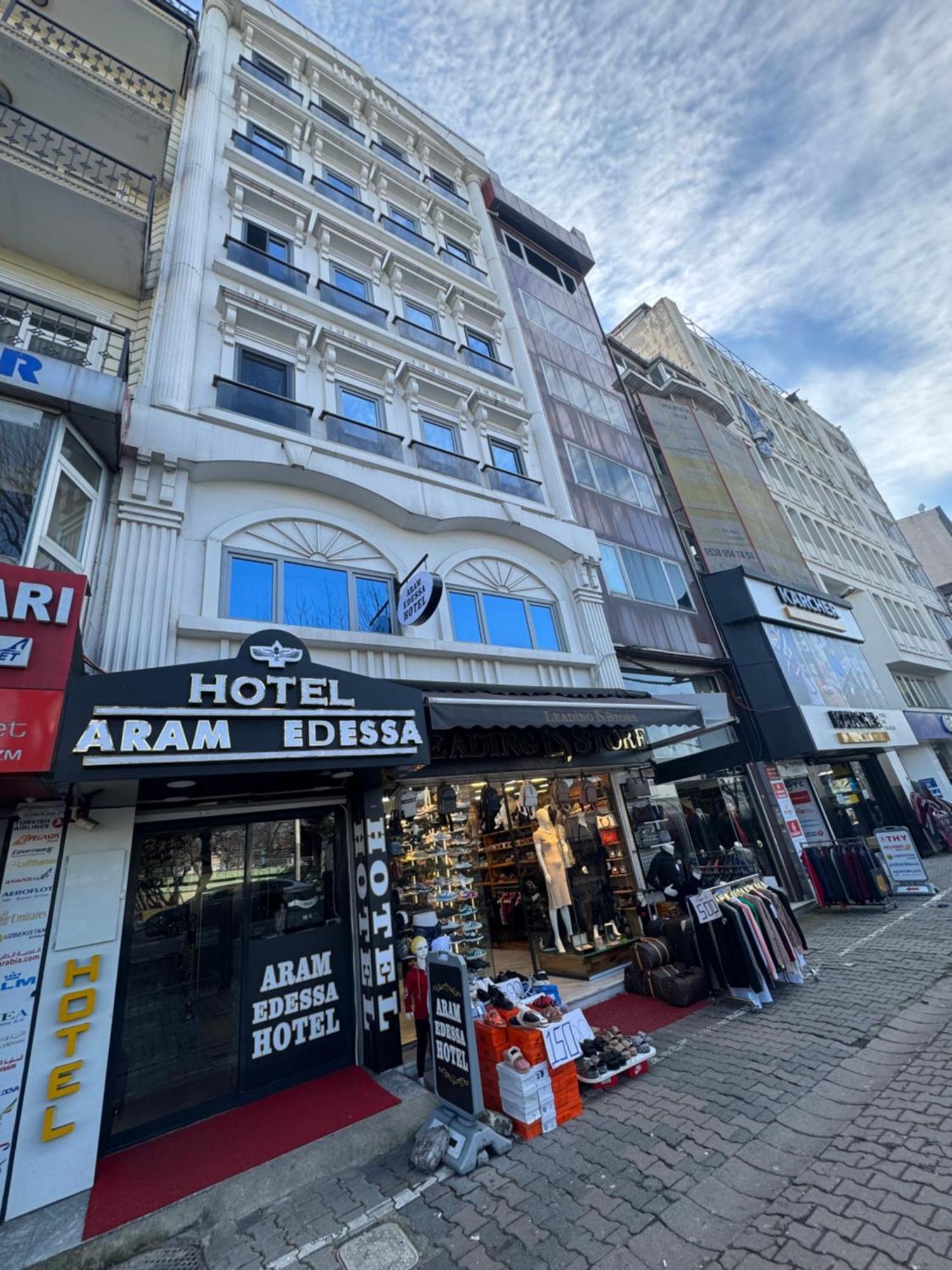 Aram Edessa Hotel Istanboel Buitenkant foto
